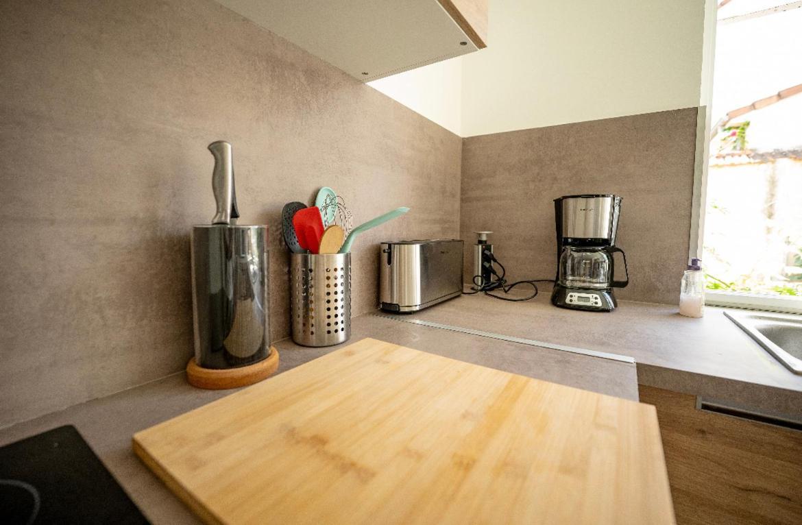 Appartement De 80M2 Refait A Neuf Bezannes Eksteriør billede